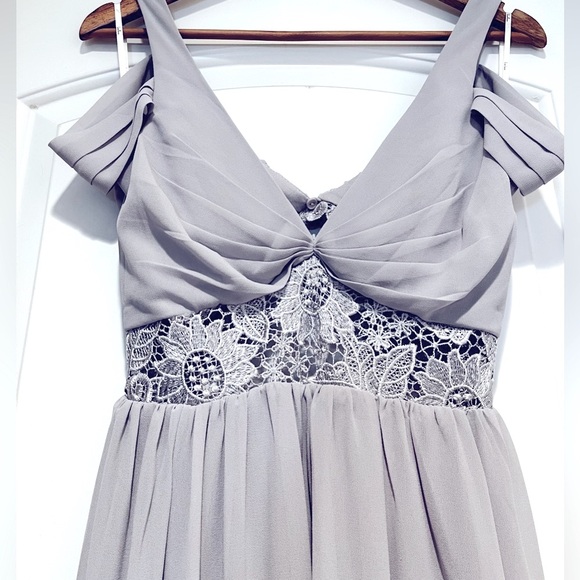 LULU’S OFF SHOULDER SUNFLOWER MAXI DRESS - Picture 2 of 8